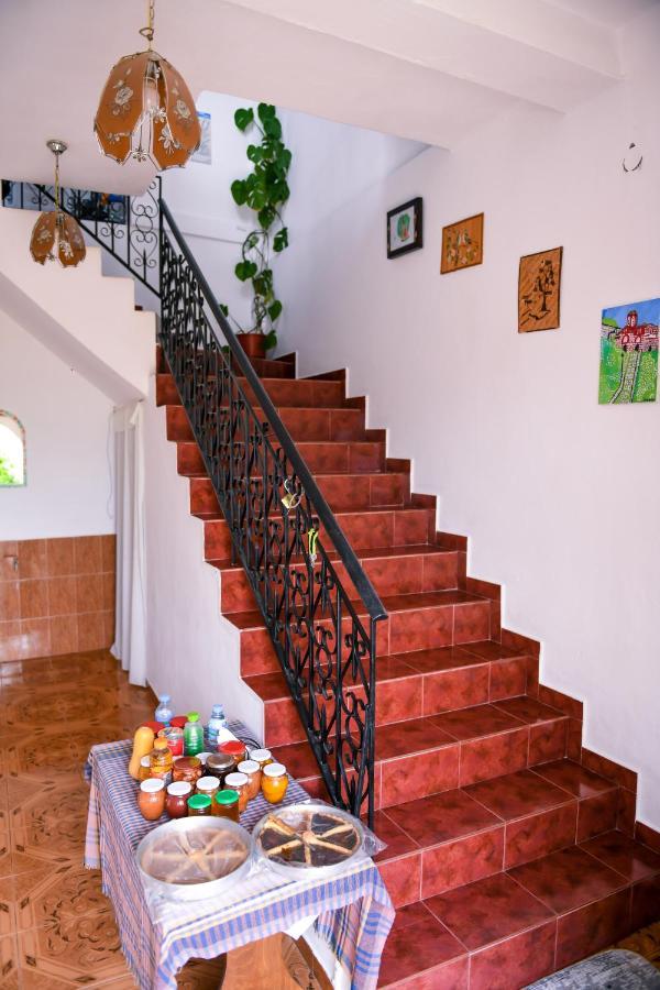Guest House Luli Berat Exterior photo