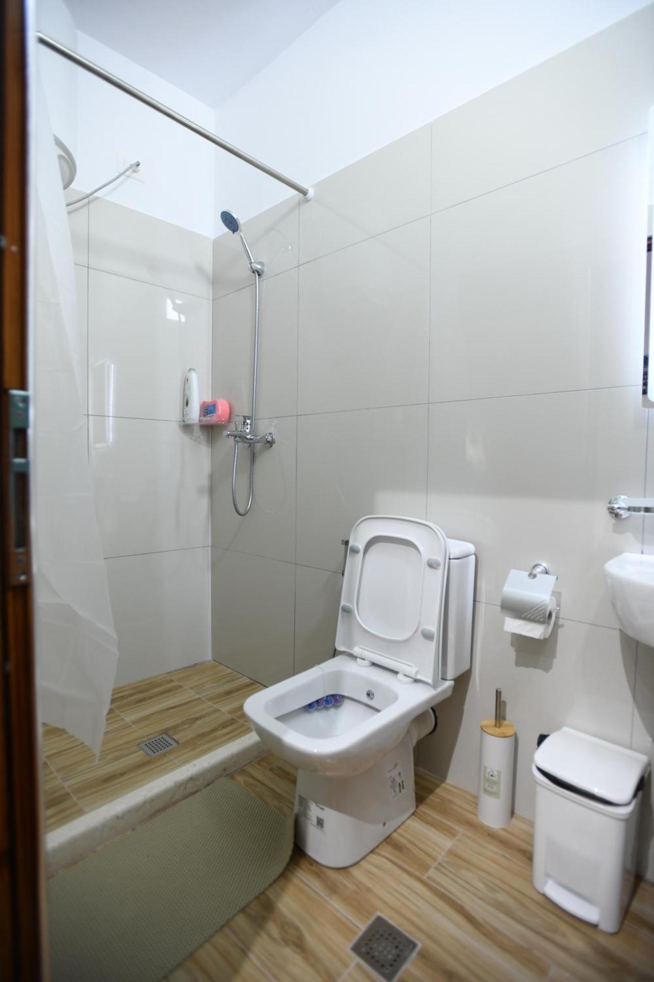Guest House Luli Berat Exterior photo